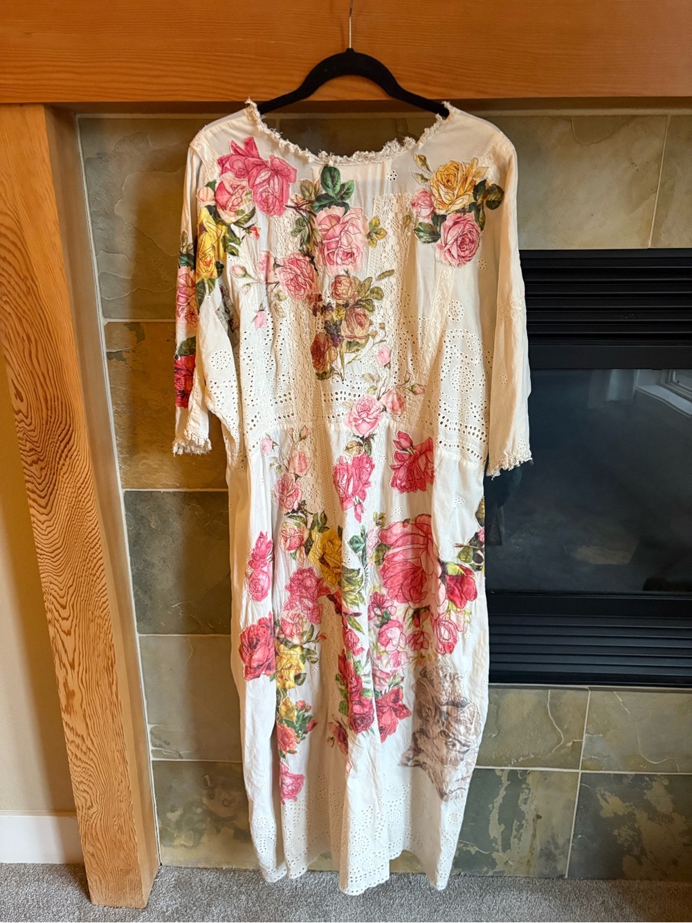 Magnolia Pearl Eyelet Appliqué Coronado dress - Picture 5 of 13